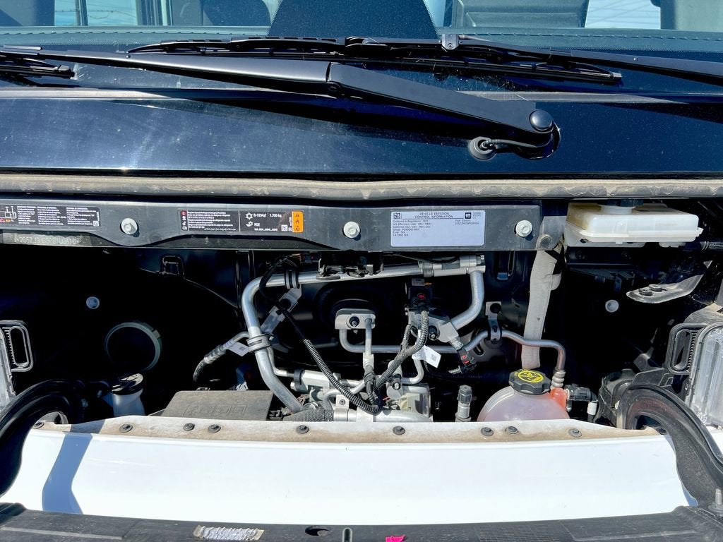 2023 BrightDrop Zevo 600 EJY