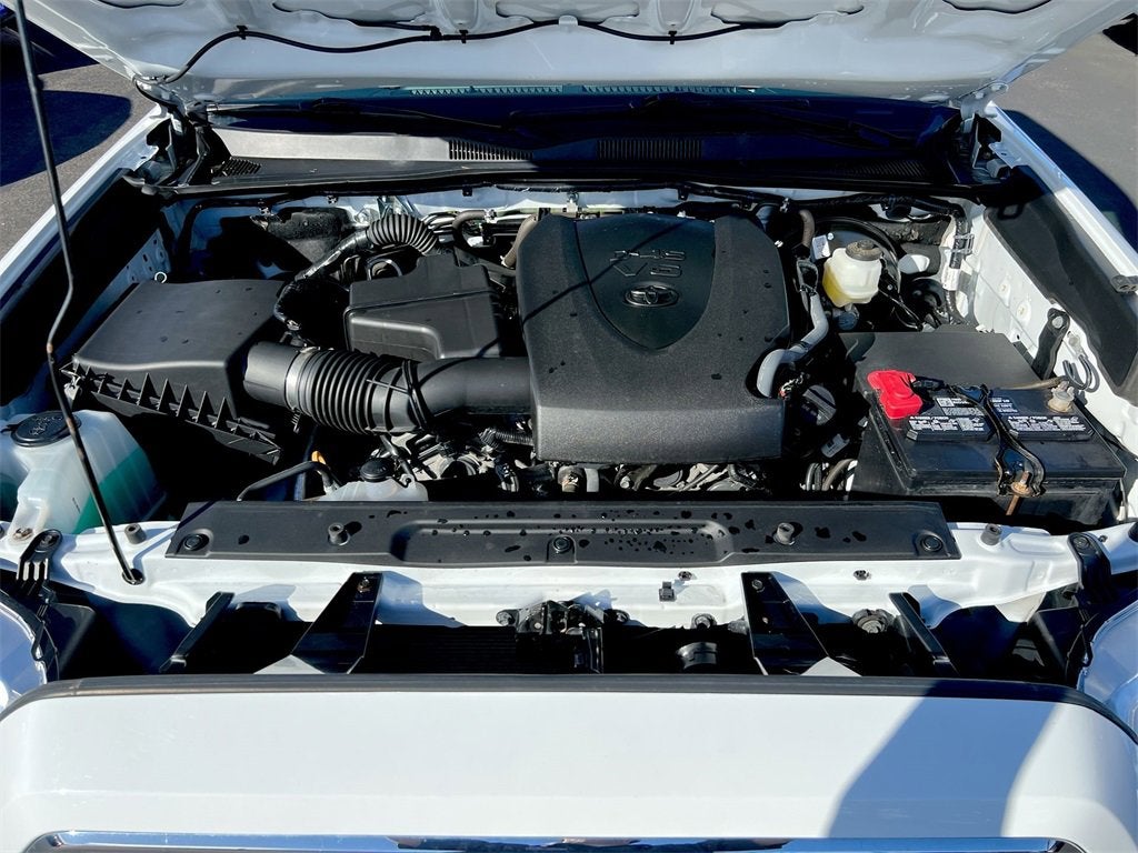 2022 Toyota Tacoma SR5 V6