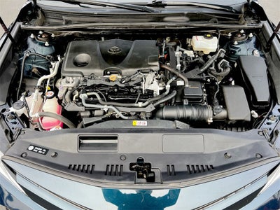 2020 Toyota Camry LE Hybrid