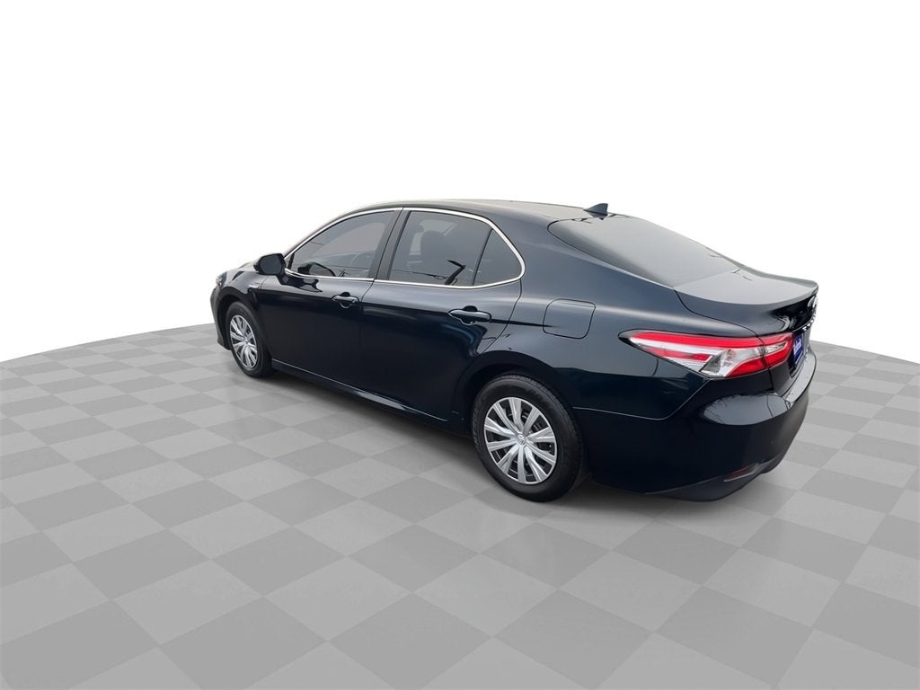 2020 Toyota Camry LE Hybrid