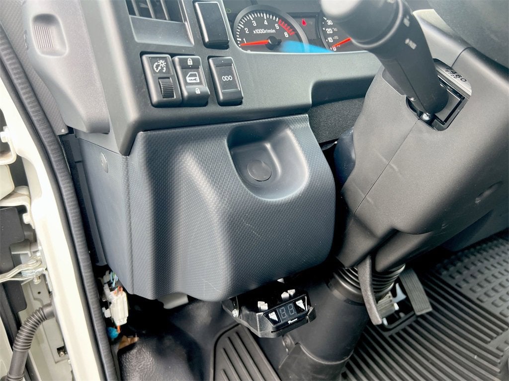 2025 Chevrolet Low Cab Forward 4500 NA