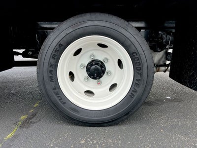 2025 Chevrolet Low Cab Forward 4500 HG NA