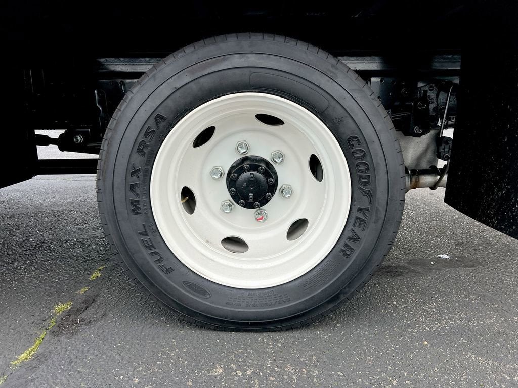 2025 Chevrolet Low Cab Forward 4500 HG NA