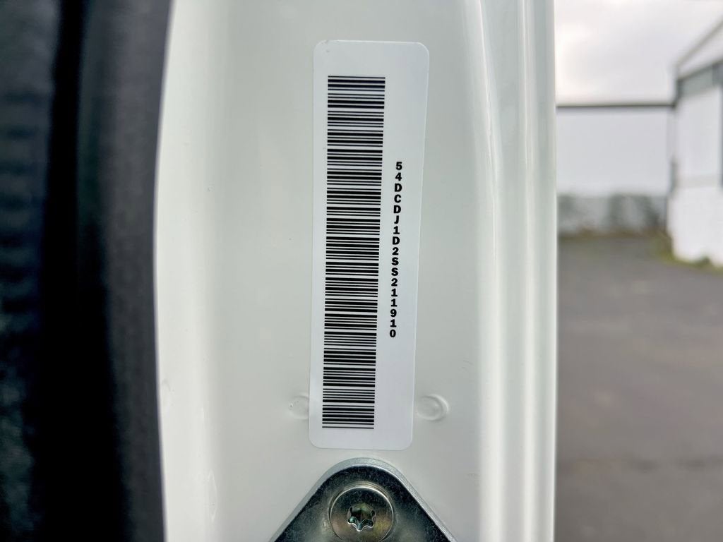 2025 Chevrolet Low Cab Forward 4500 HG NA