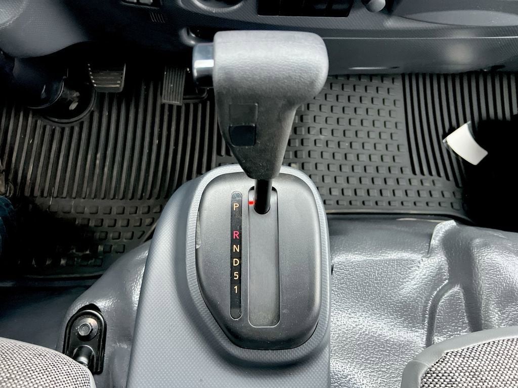 2025 Chevrolet Low Cab Forward 4500 HG NA