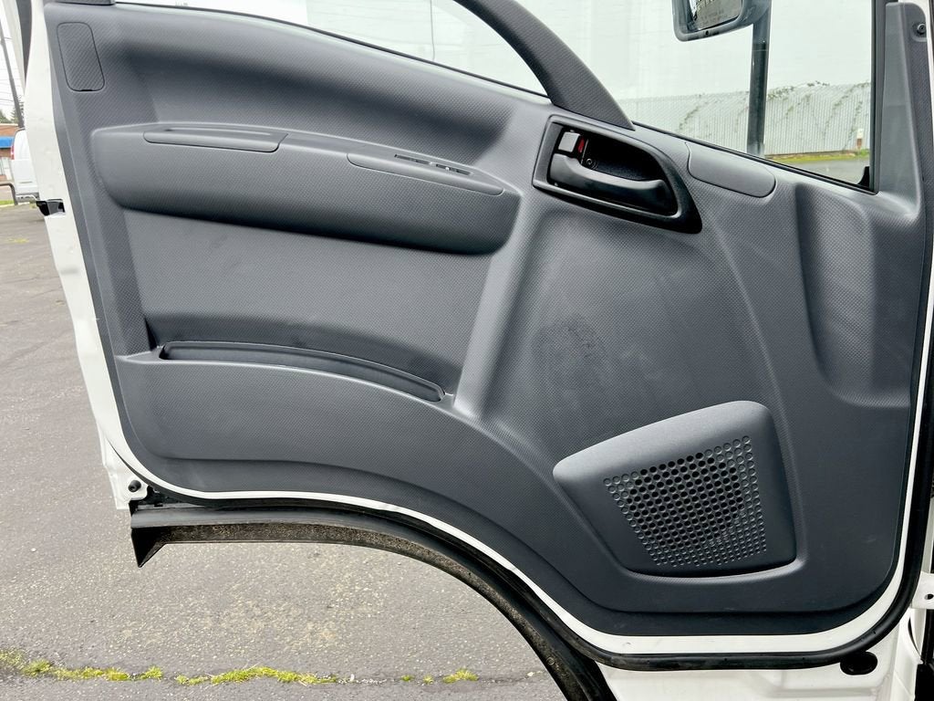 2025 Chevrolet Low Cab Forward 4500 HG NA