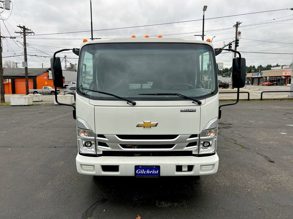 2025 Chevrolet Low Cab Forward 4500 HG NA
