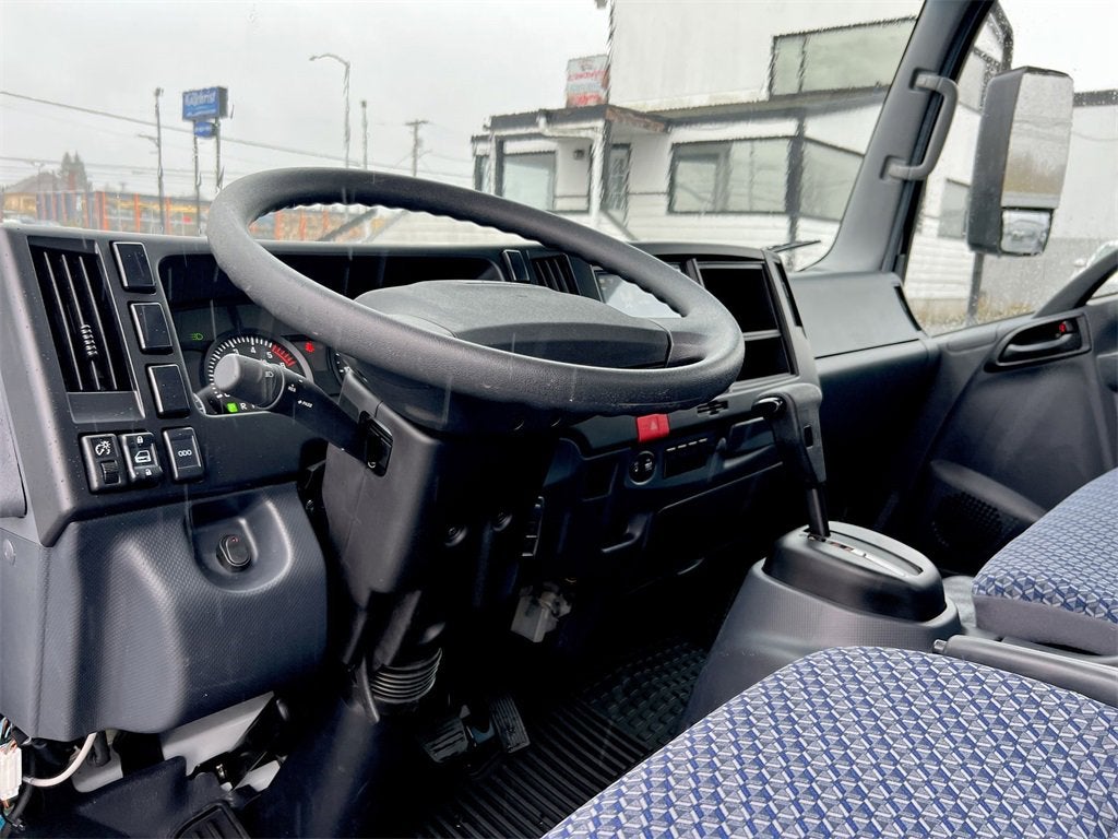 2025 Chevrolet Low Cab Forward 4500 1WT