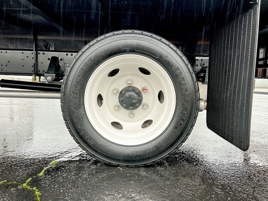 2025 Chevrolet Low Cab Forward 4500 1WT