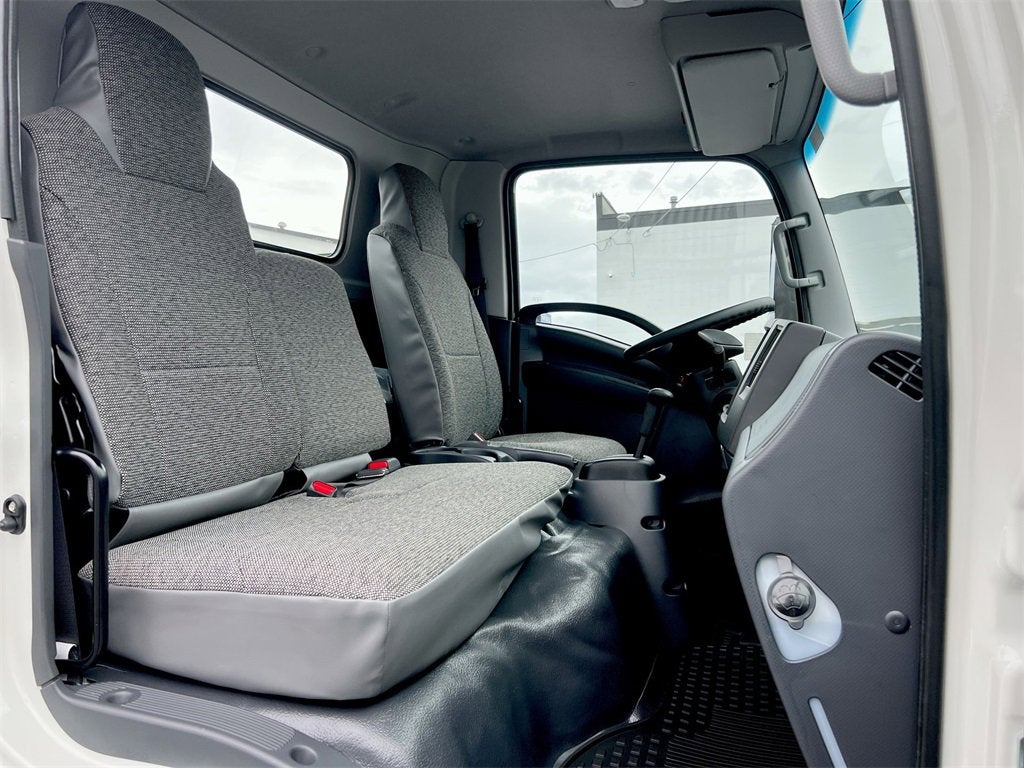 2025 Chevrolet Low Cab Forward 4500 NA