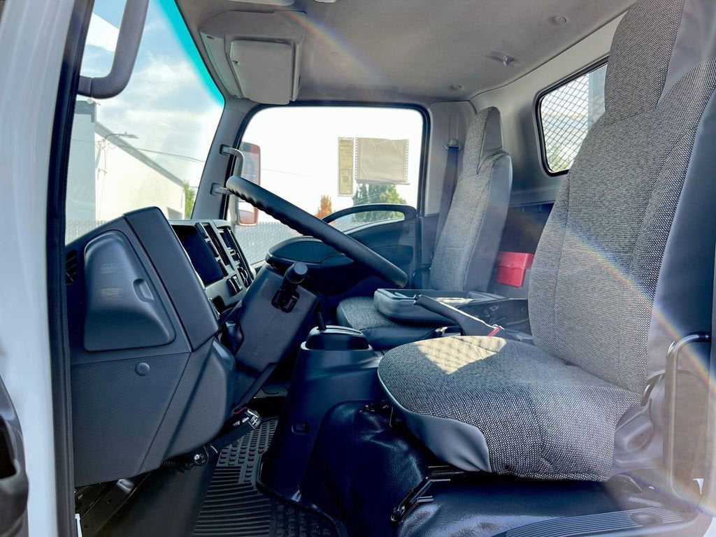 2024 Chevrolet Low Cab Forward 4500 HG NA