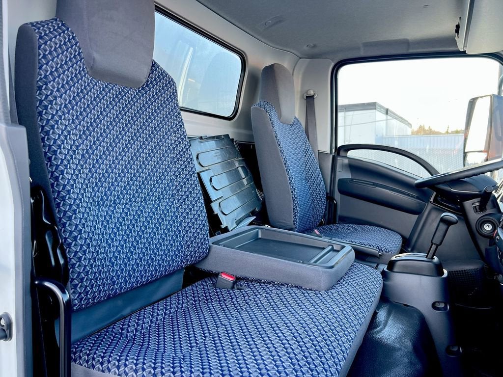 2025 Chevrolet Low Cab Forward 4500 1WT