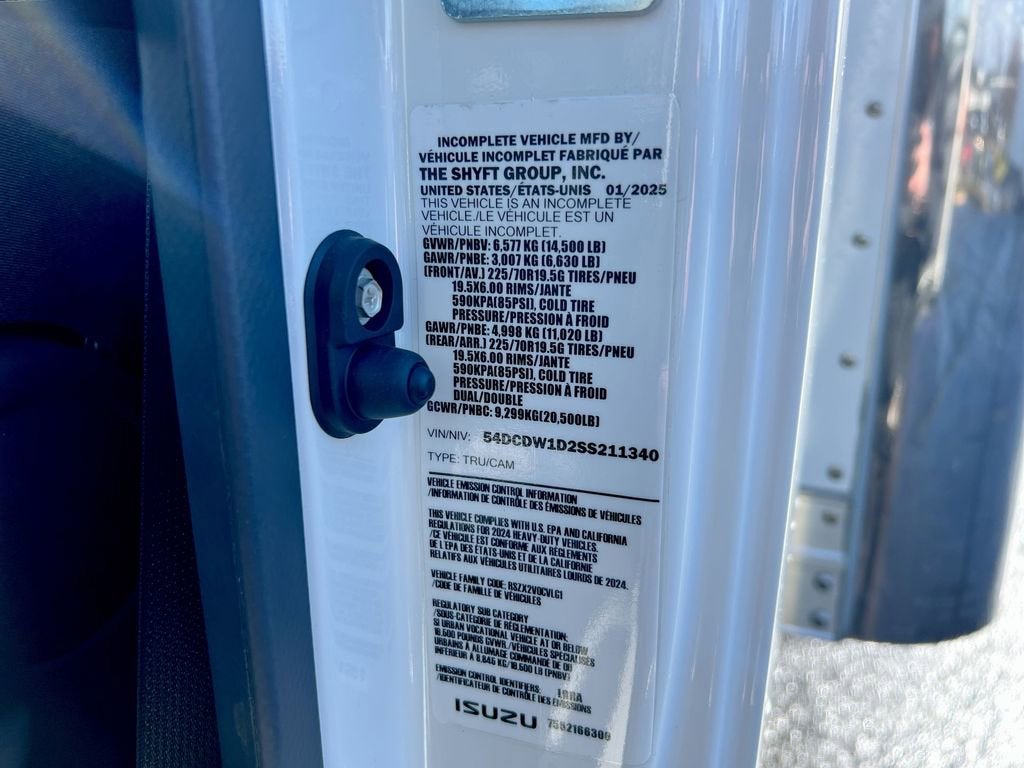 2025 Chevrolet Low Cab Forward 4500 1WT