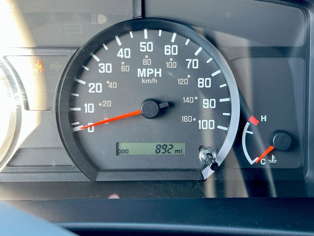 2025 Chevrolet Low Cab Forward 4500 1WT