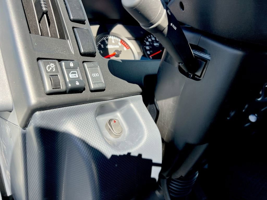 2025 Chevrolet Low Cab Forward 4500 1WT