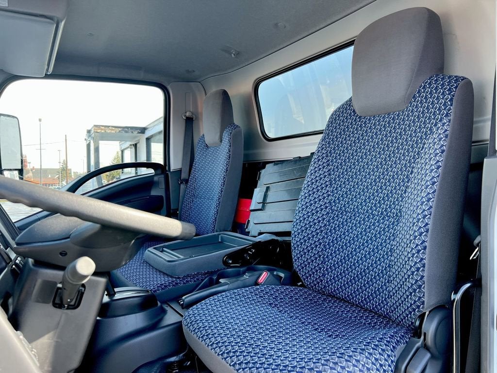 2025 Chevrolet Low Cab Forward 4500 1WT