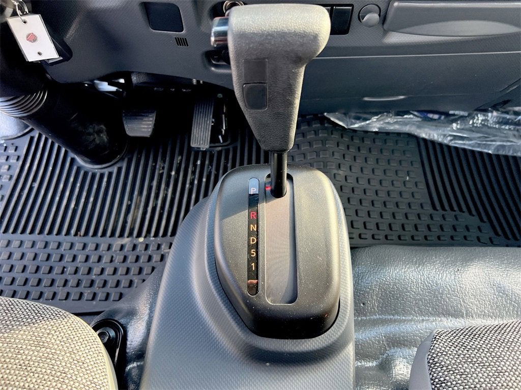 2025 Chevrolet Low Cab Forward 4500 NA