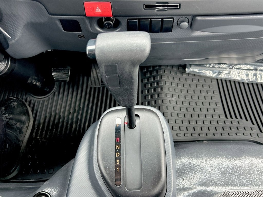 2025 Chevrolet Low Cab Forward 4500 NA