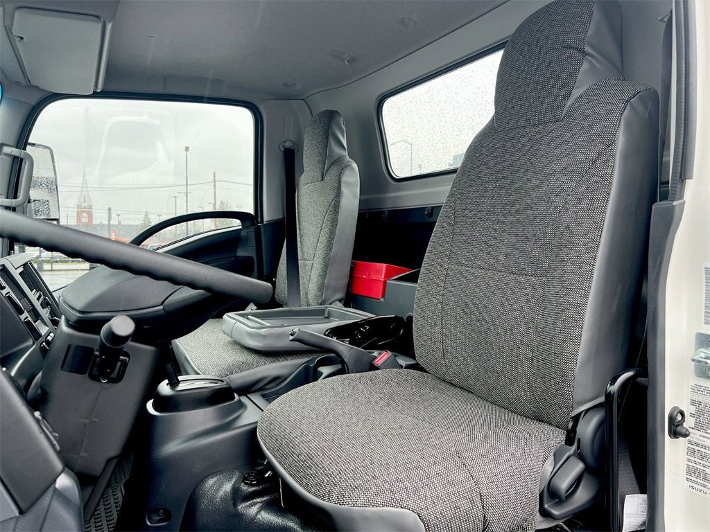 2025 Chevrolet Low Cab Forward 4500 NA