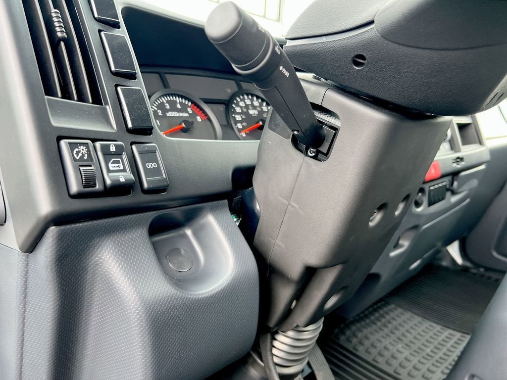 2025 Chevrolet Low Cab Forward 4500 HG NA