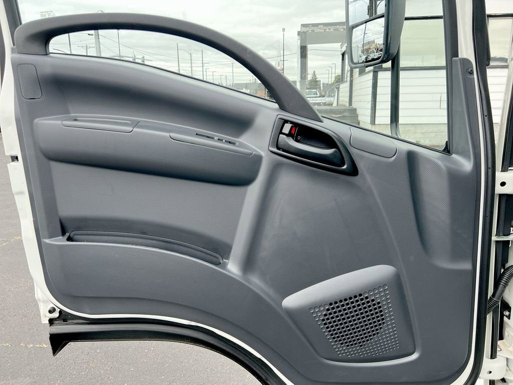 2025 Chevrolet Low Cab Forward 4500 HG NA