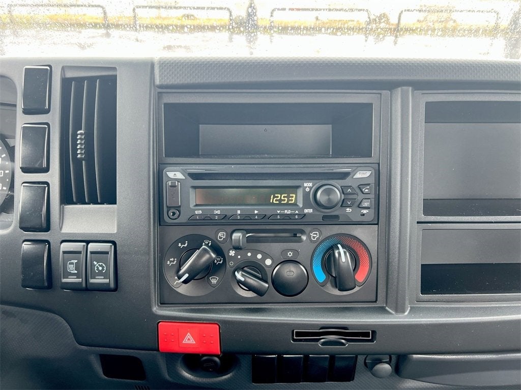 2025 Chevrolet Low Cab Forward 4500 NA