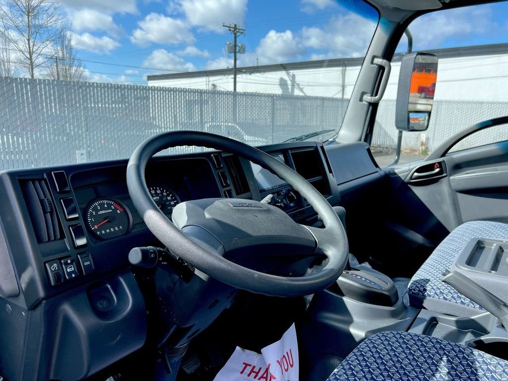 2025 Chevrolet Low Cab Forward 4500 HG NA