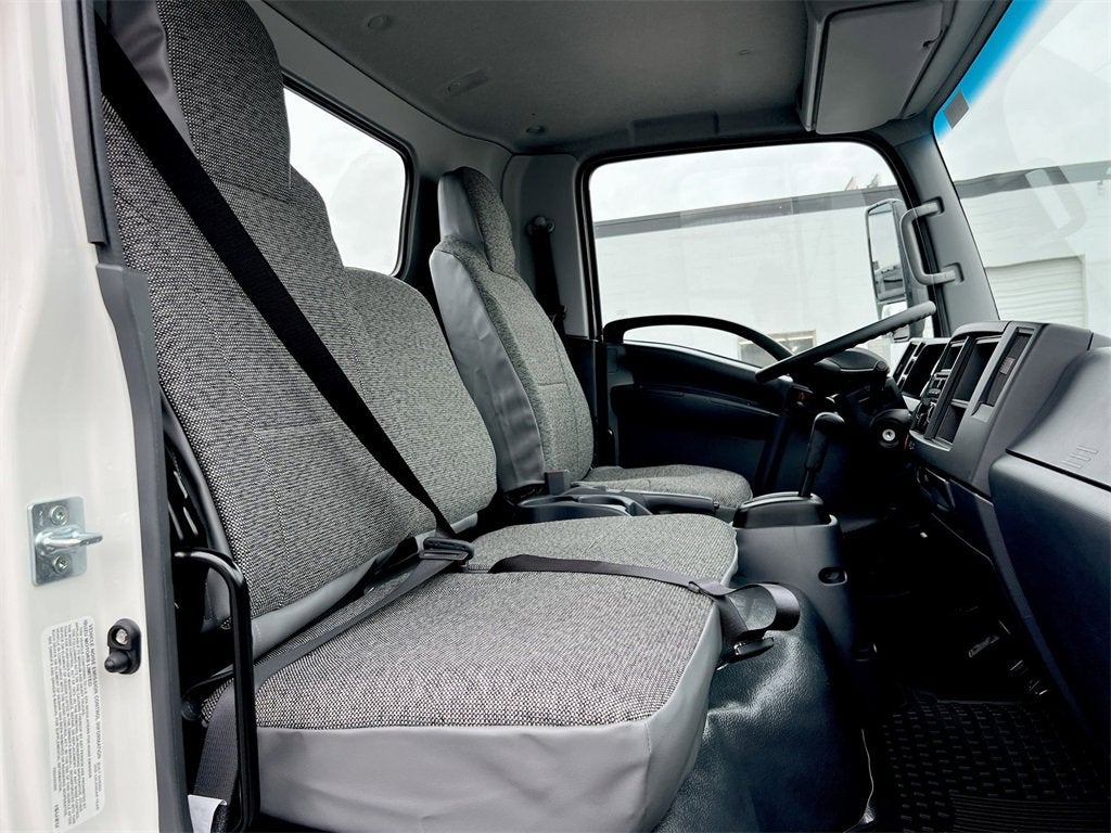 2025 Chevrolet Low Cab Forward 4500 NA