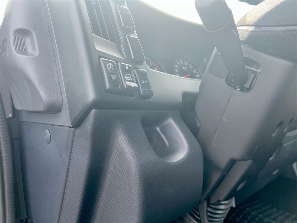 2025 Chevrolet Low Cab Forward 5500 XG NA