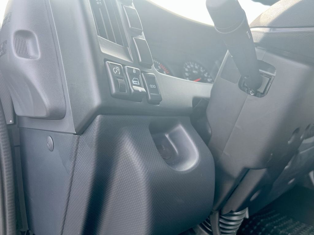 2025 Chevrolet Low Cab Forward 5500 XG NA