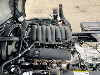 2025 Chevrolet Low Cab Forward 5500 XG NA