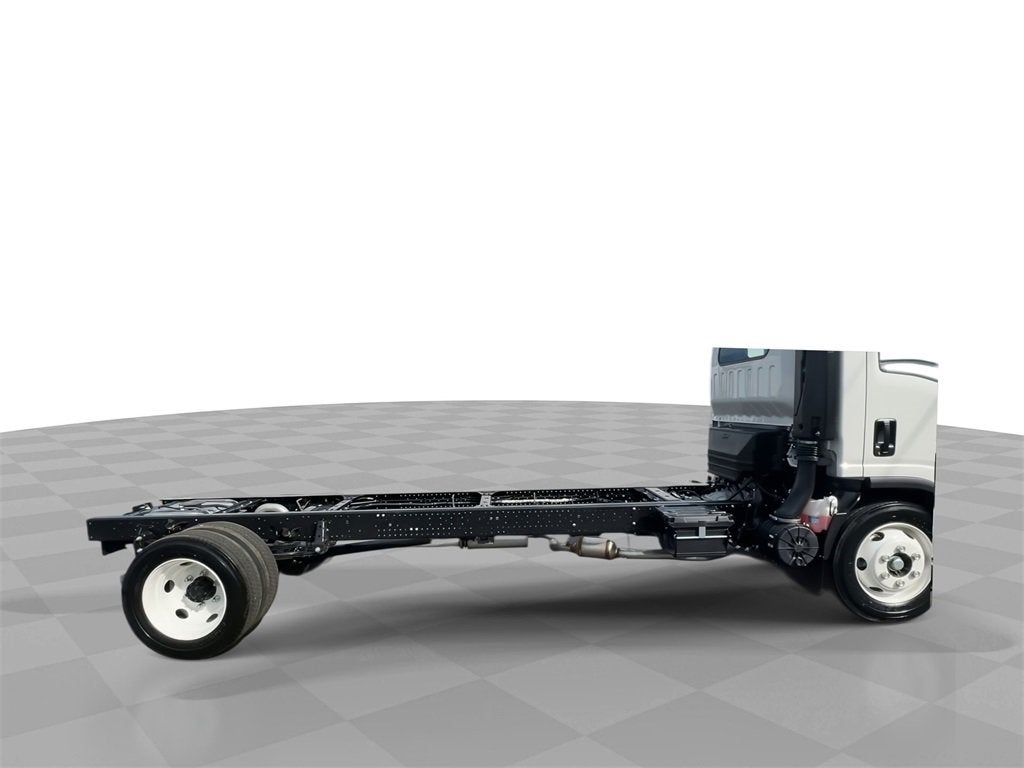 2025 Chevrolet Low Cab Forward 5500 XG NA