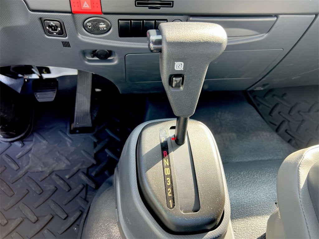 2024 Chevrolet Low Cab Forward 6500 XD NA