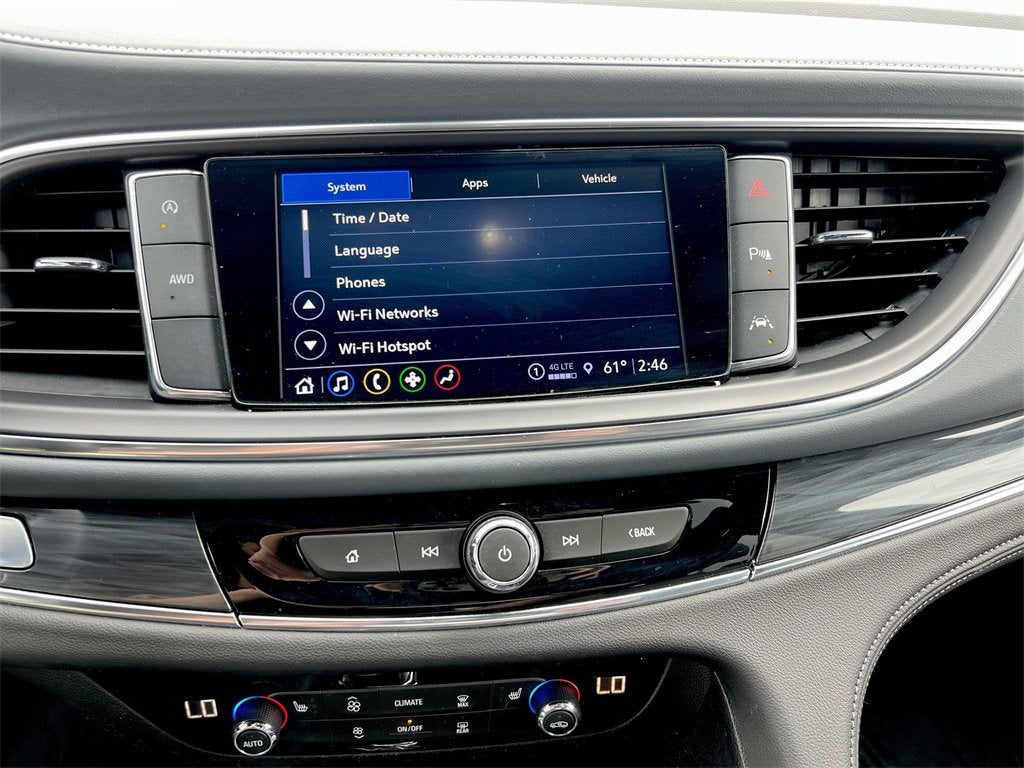 2023 Buick Enclave Essence