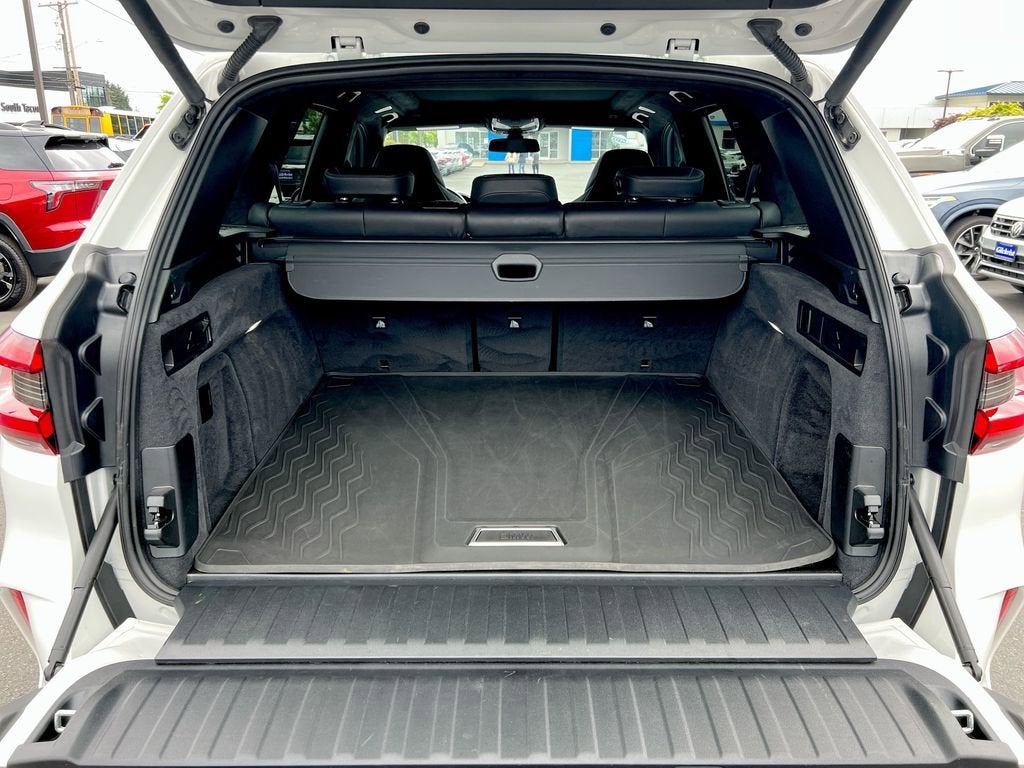 2023 BMW X5 M NA