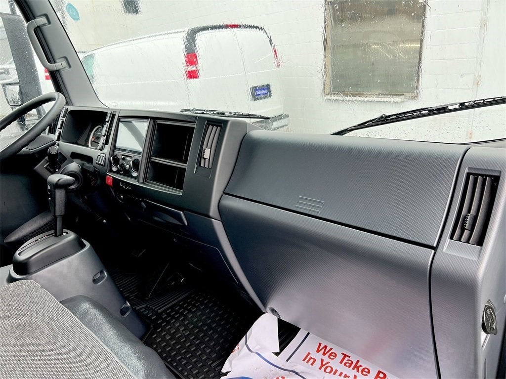 2024 Chevrolet Low Cab Forward 4500 XD NA