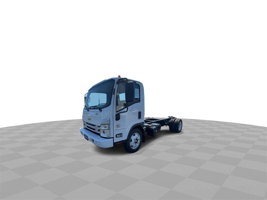 2024 Chevrolet Low Cab Forward 5500 XD NA