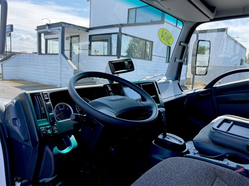 2024 Chevrolet Low Cab Forward 5500 XD NA