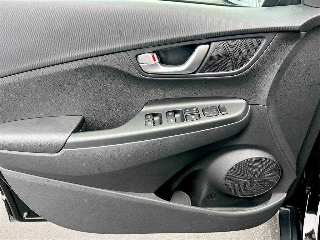 2023 Hyundai Kona Electric SE