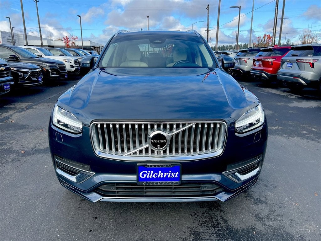 2024 Volvo XC90 B6 Plus Bright Theme 6-Seater