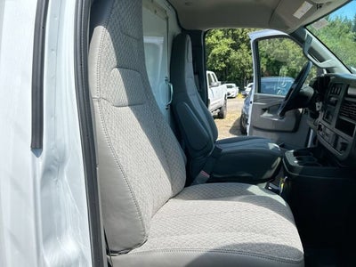 2026 Chevrolet Express Cutaway 3500 1WT
