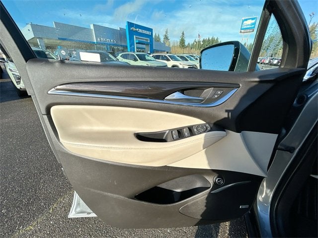 2021 Buick Enclave Essence