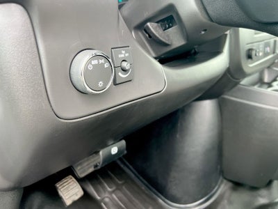 2025 Chevrolet Express Cutaway 3500 1WT