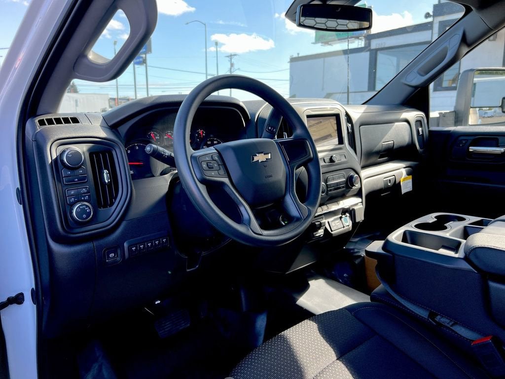2025 Chevrolet Silverado 3500 HD Chassis Cab Work Truck