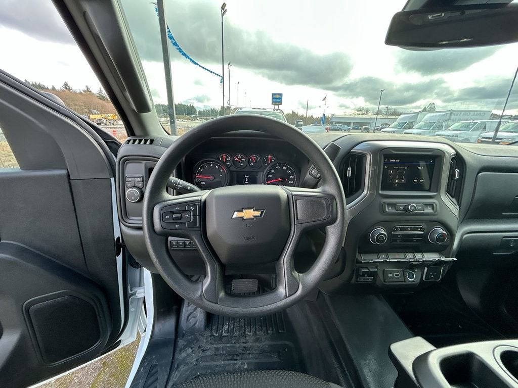 2025 Chevrolet Silverado 3500 HD Chassis Cab Work Truck