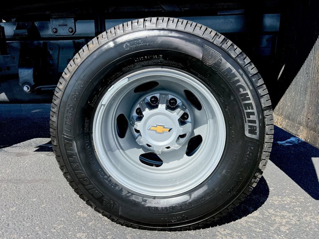2025 Chevrolet Silverado 3500 HD Chassis Cab Work Truck