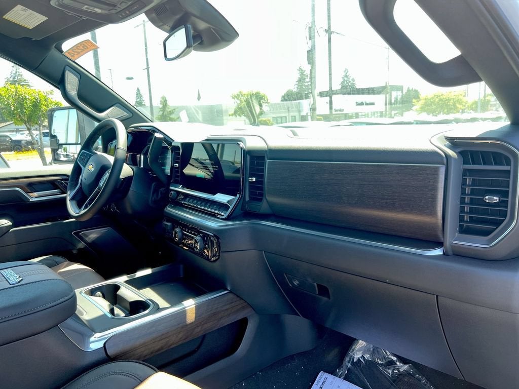 2026 Chevrolet Silverado 3500 HD High Country