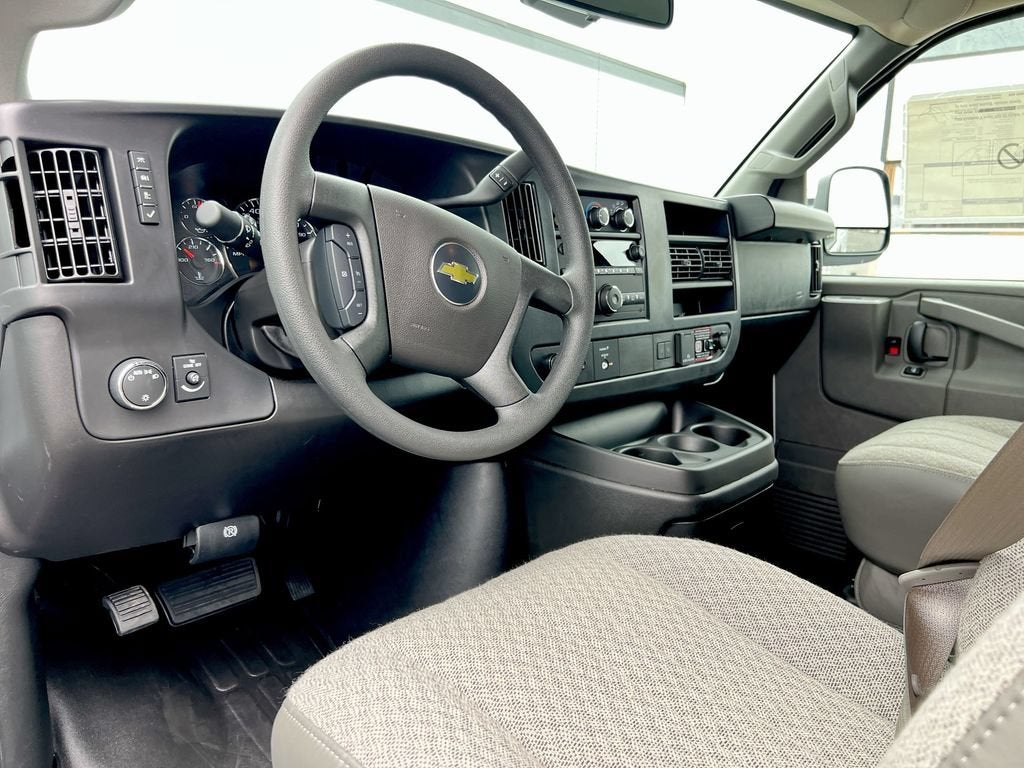 2026 Chevrolet Express Cargo WT