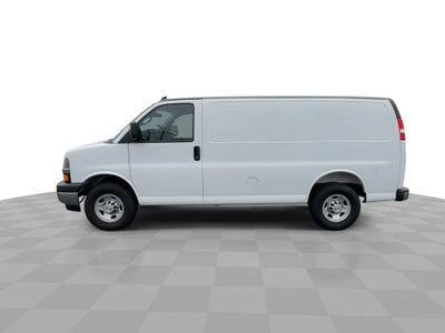 2025 Chevrolet Express Cargo WT