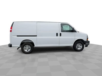 2025 Chevrolet Express Cargo WT